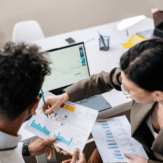 NeoripaniuPro - Team von Kryptowährungsexperten